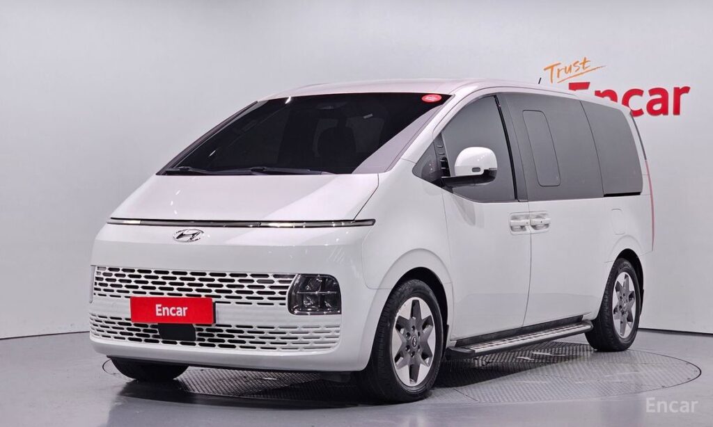 Hyundai Staria 2023