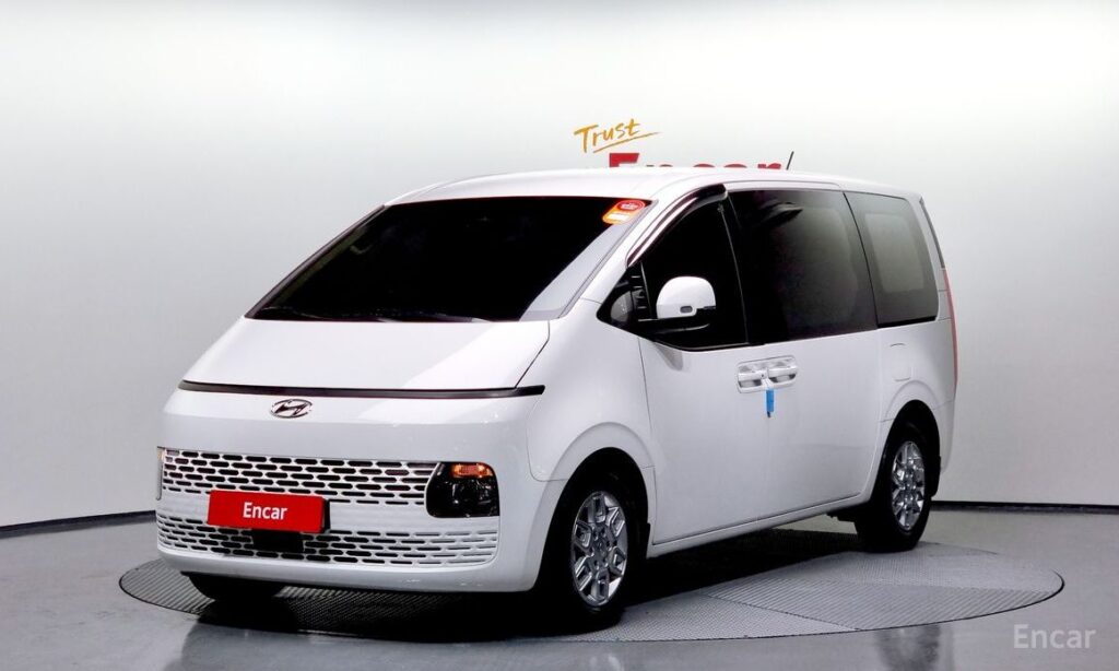 Hyundai Staria 2023