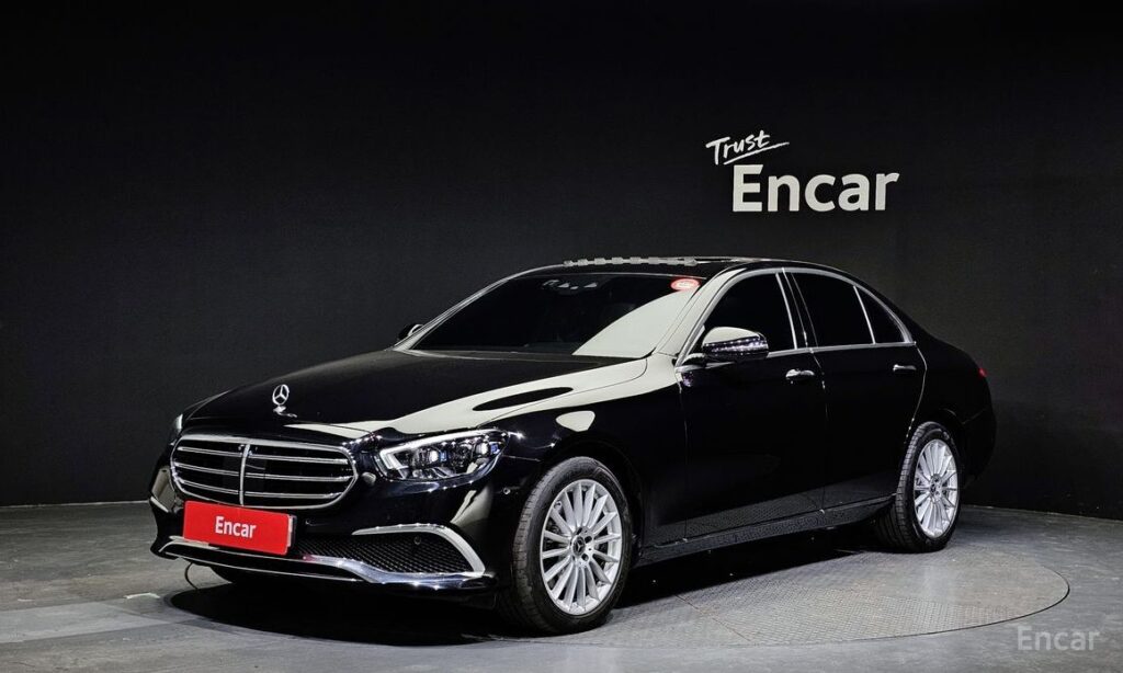Mercedes-Benz E-Class 2023