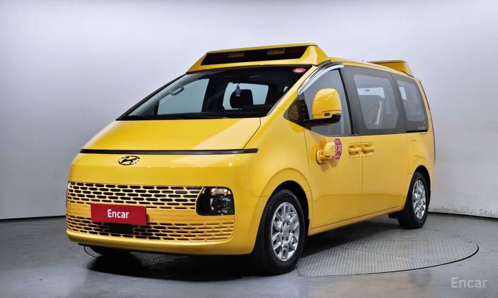 Hyundai Staria 2023