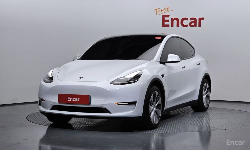 Tesla Model Y 2021