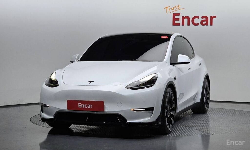 Tesla Model Y 2021