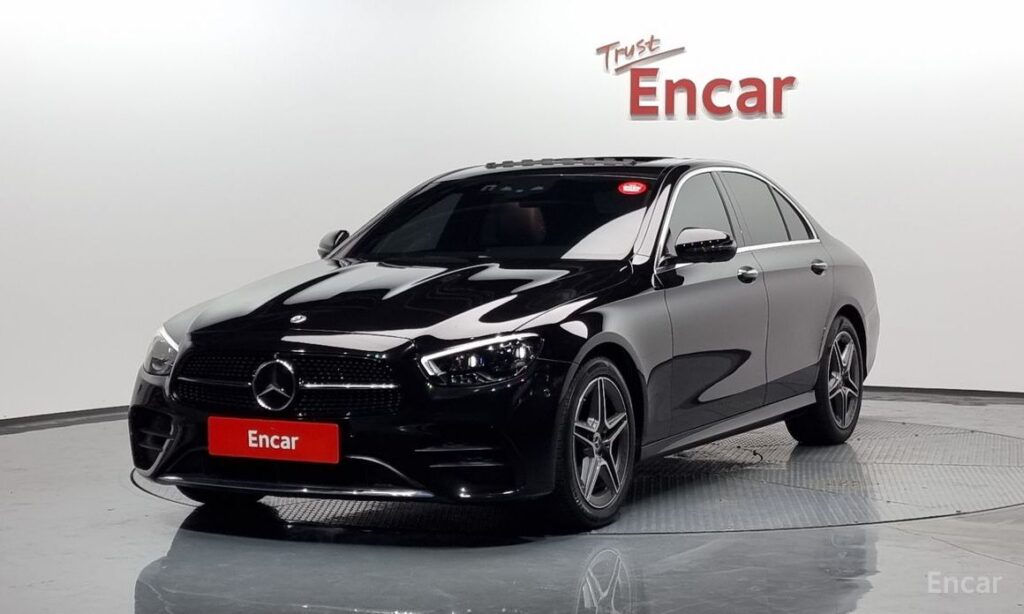 Mercedes-Benz E-Class 2023