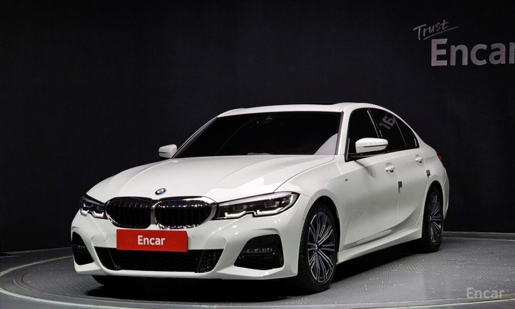 BMW 3-Series 2021