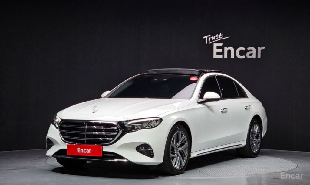 Mercedes-Benz E-Class 2024