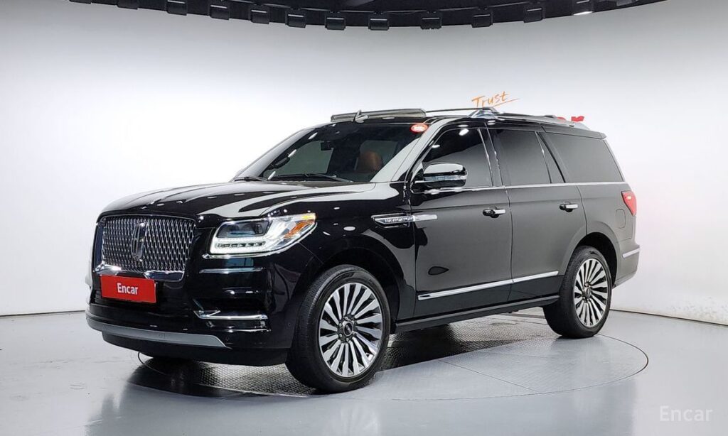 Lincoln Navigator 2021
