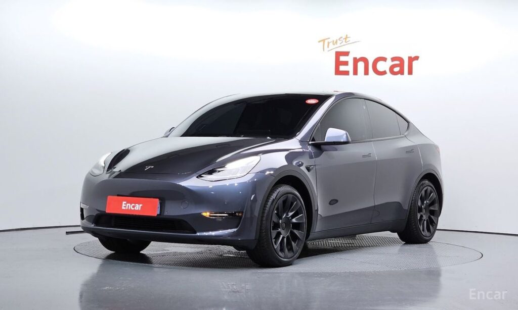 Tesla Model Y 2021