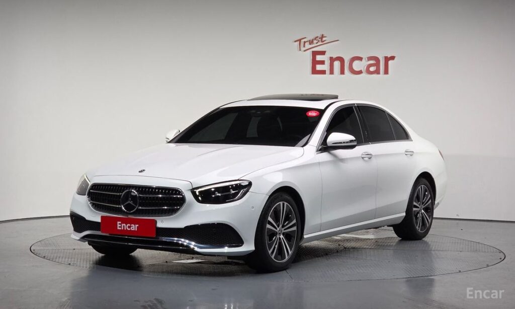 Mercedes-Benz E-Class 2021