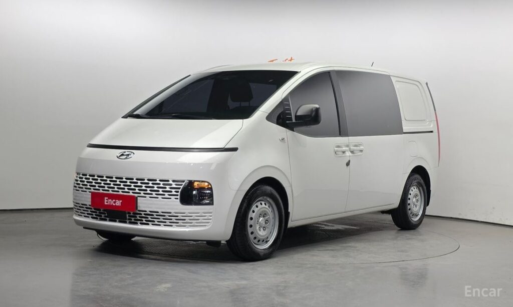 Hyundai Staria 2022