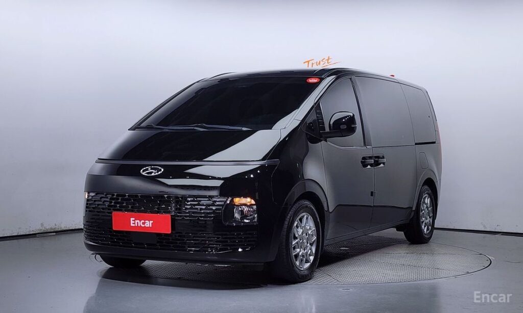 Hyundai Staria 2022