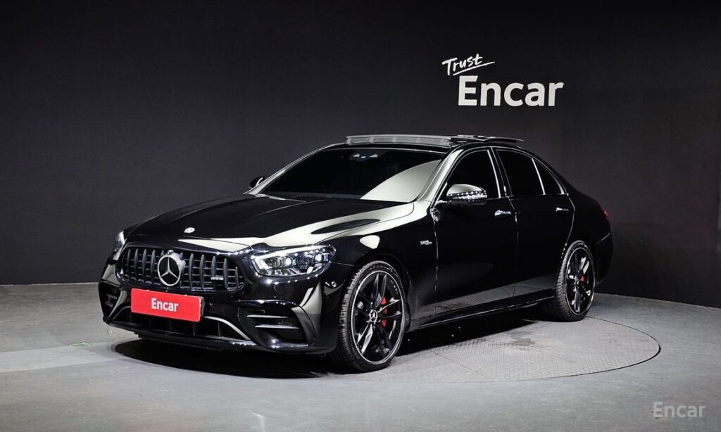 Mercedes-Benz E-Class 2023