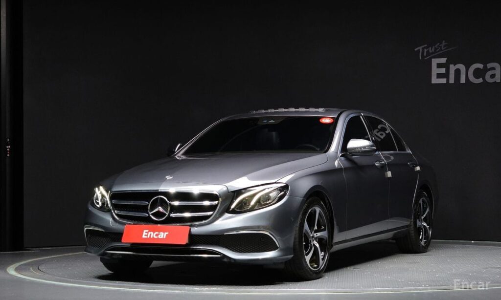 Mercedes-Benz E-Class 2020