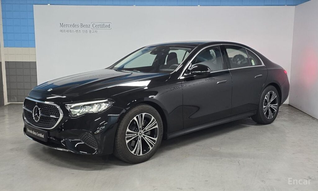 Mercedes-Benz E-Class 2025