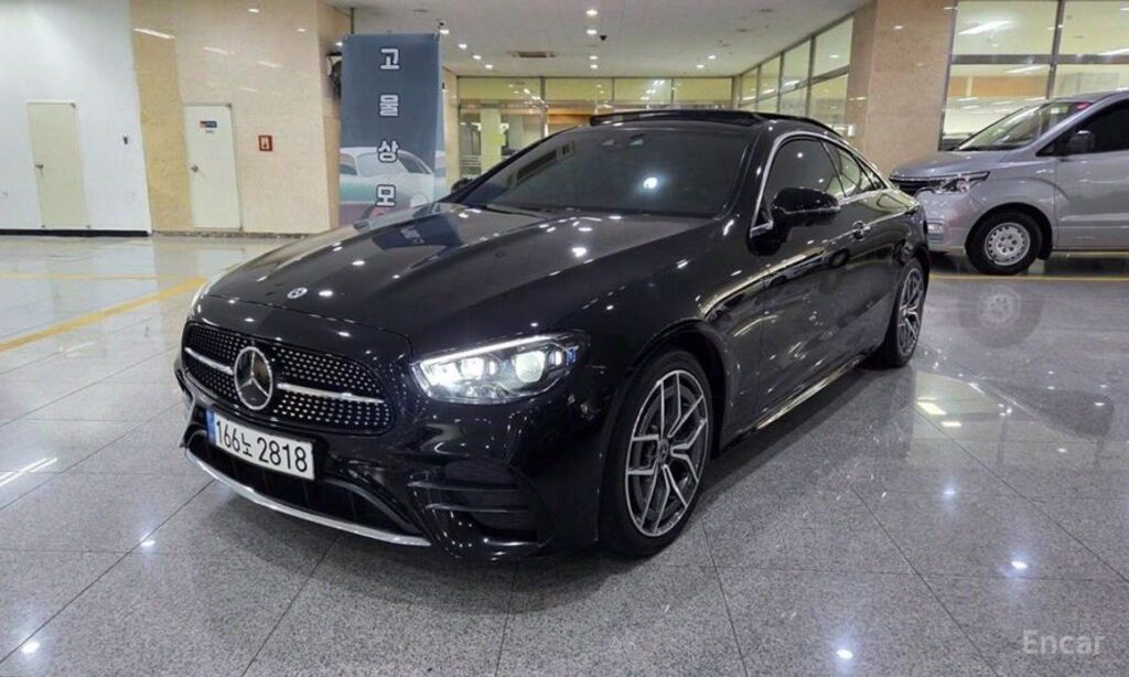 Mercedes-Benz E-Class 2023