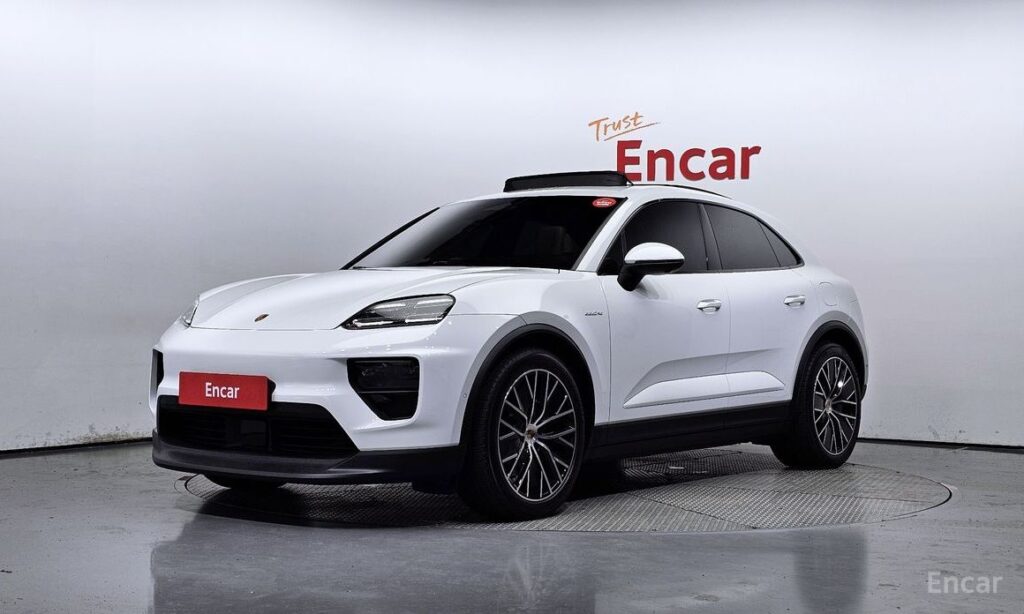 Porsche Macan 2025