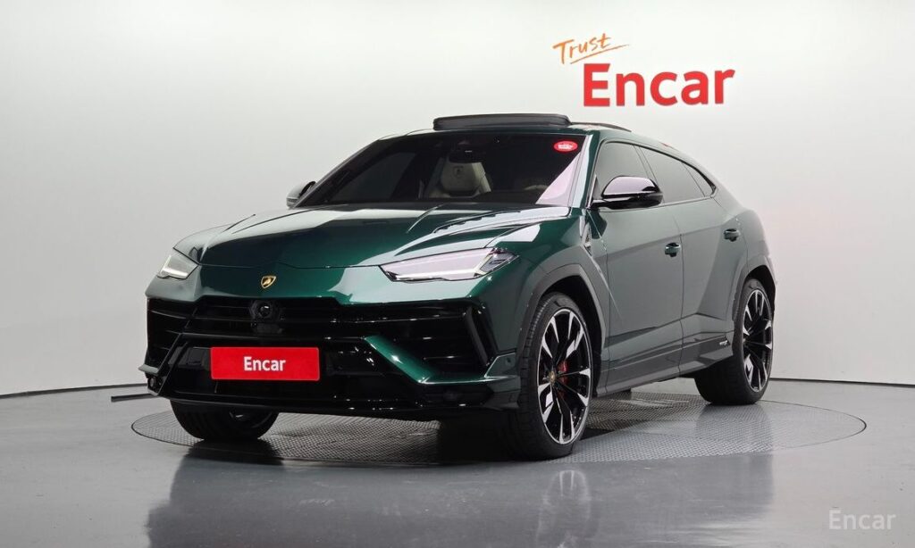 Lamborghini Urus 2024