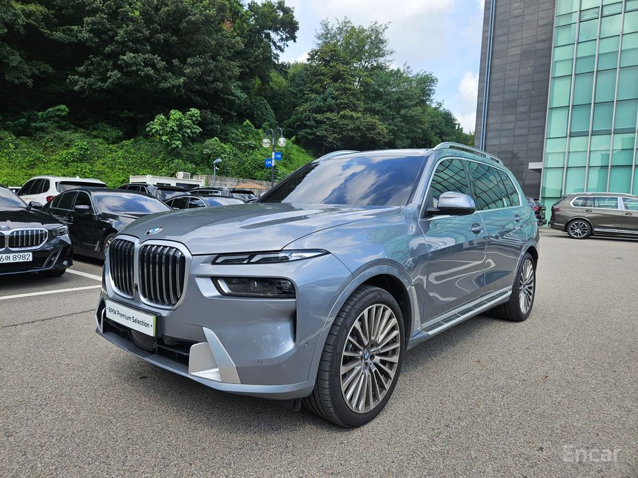 BMW X7 2025