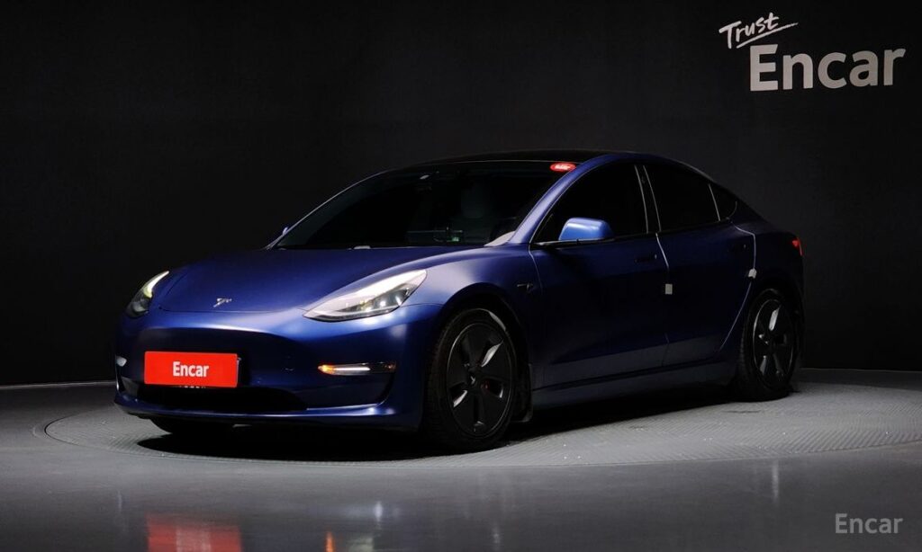 Tesla Model 3 2021