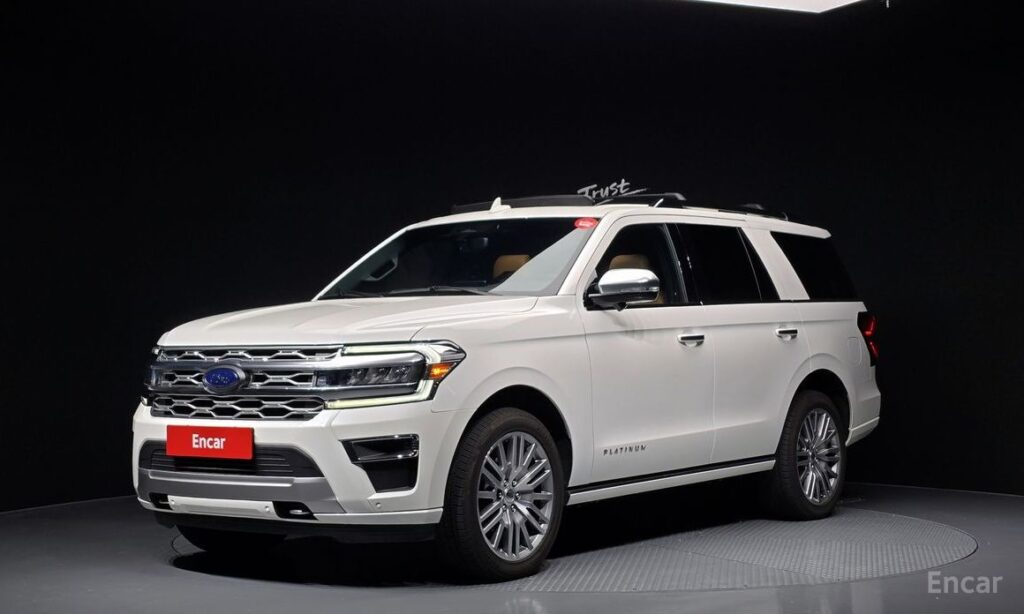 Ford Expedition 2023