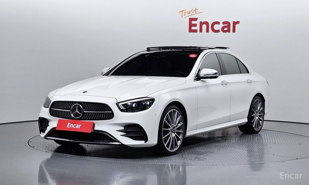 Mercedes-Benz E-Class 2021