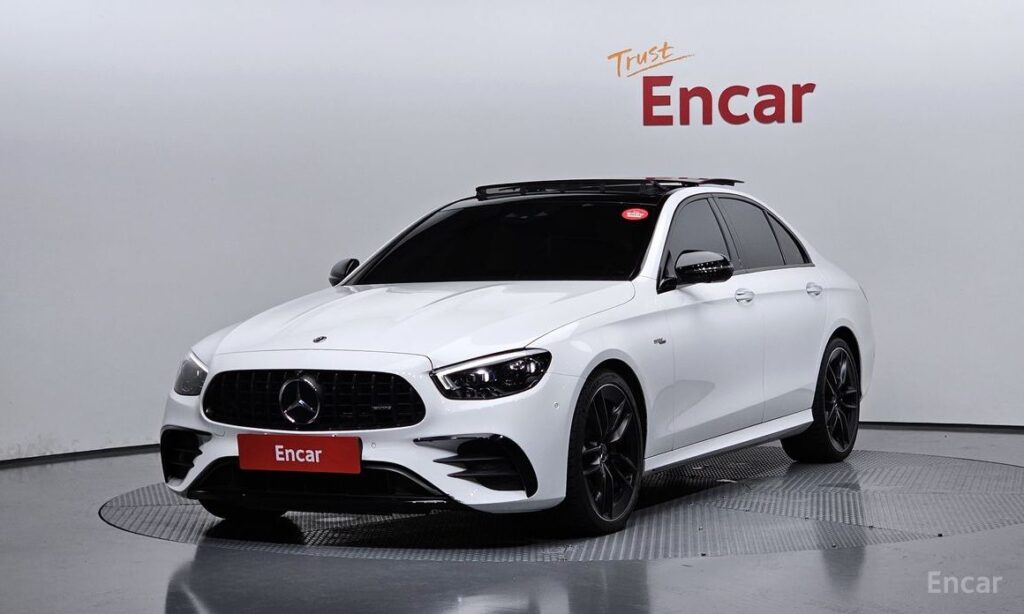 Mercedes-Benz E-Class 2023