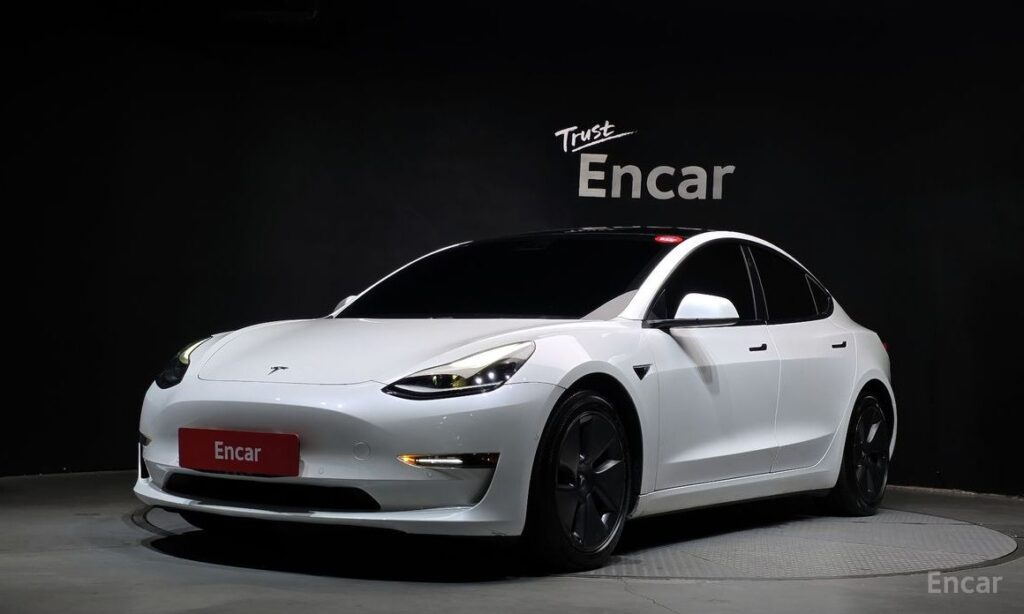 Tesla Model 3 2021