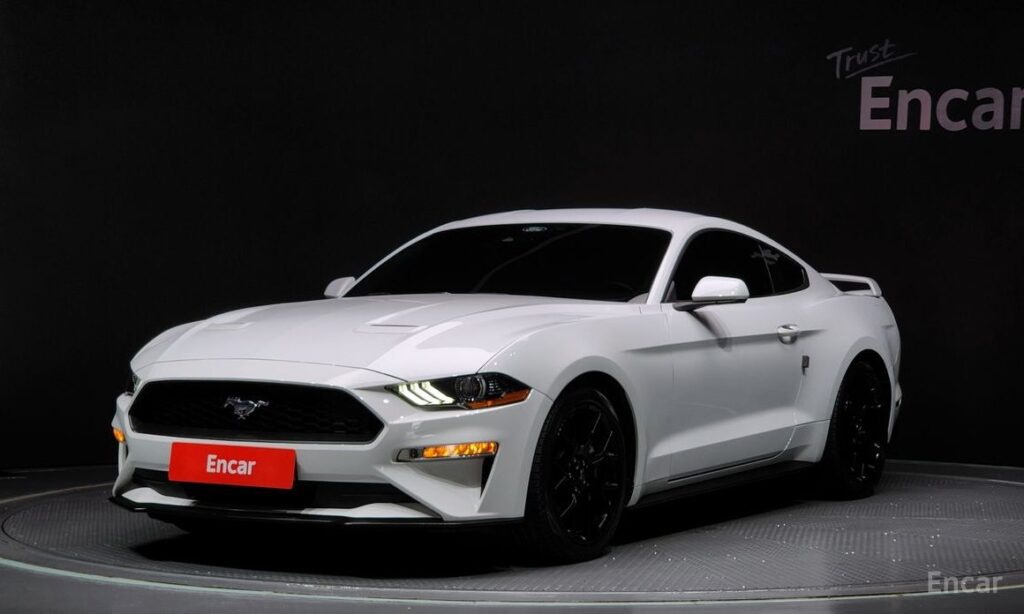 Ford Mustang 2021