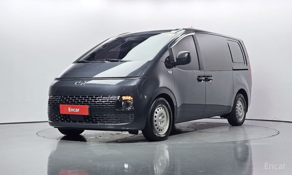 Hyundai Staria 2022