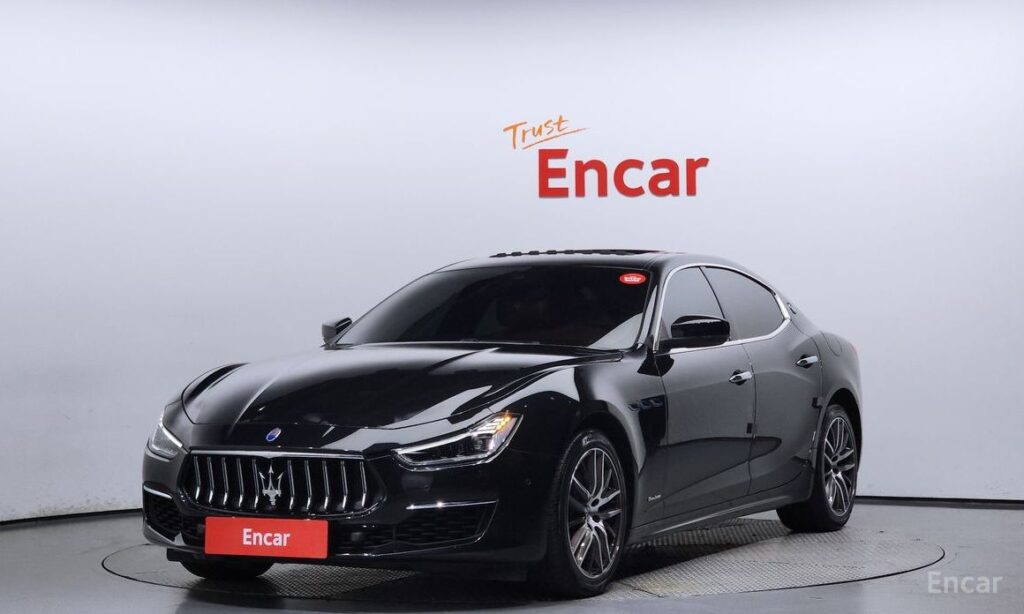 Maserati Ghibli 2021
