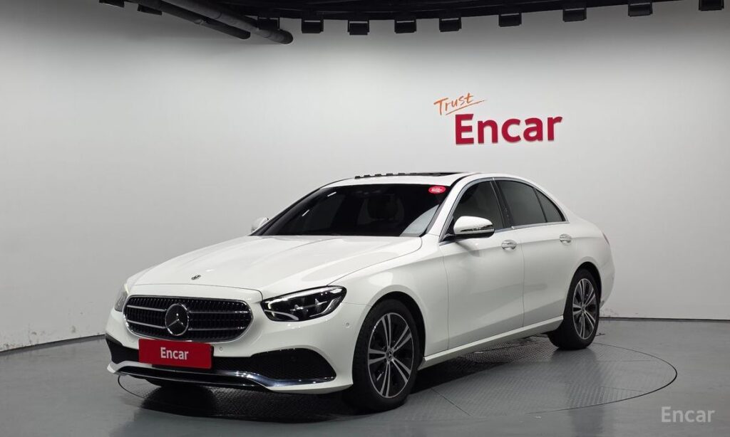 Mercedes-Benz E-Class 2021