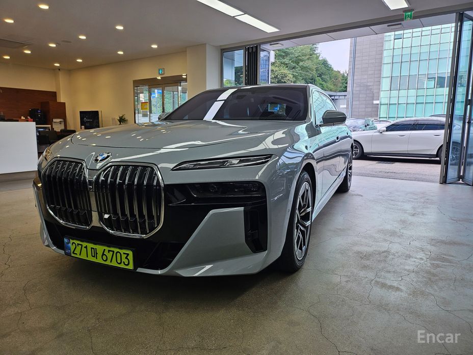 BMW 7-Series 2025