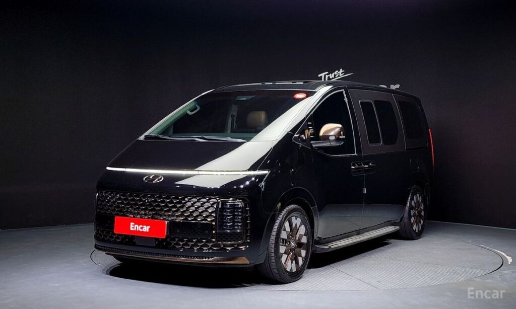 Hyundai Staria 2023