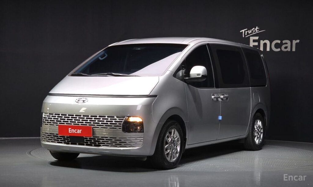 Hyundai Staria 2022