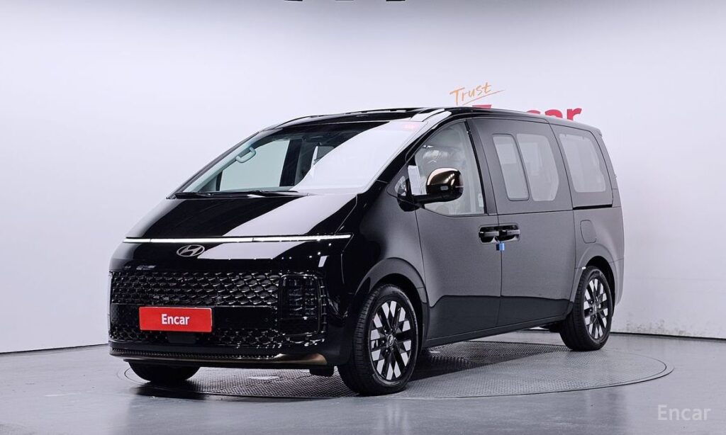 Hyundai Staria 2025