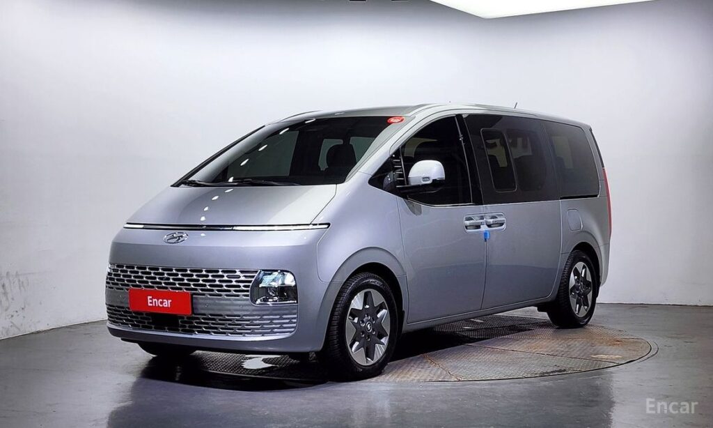 Hyundai Staria 2024