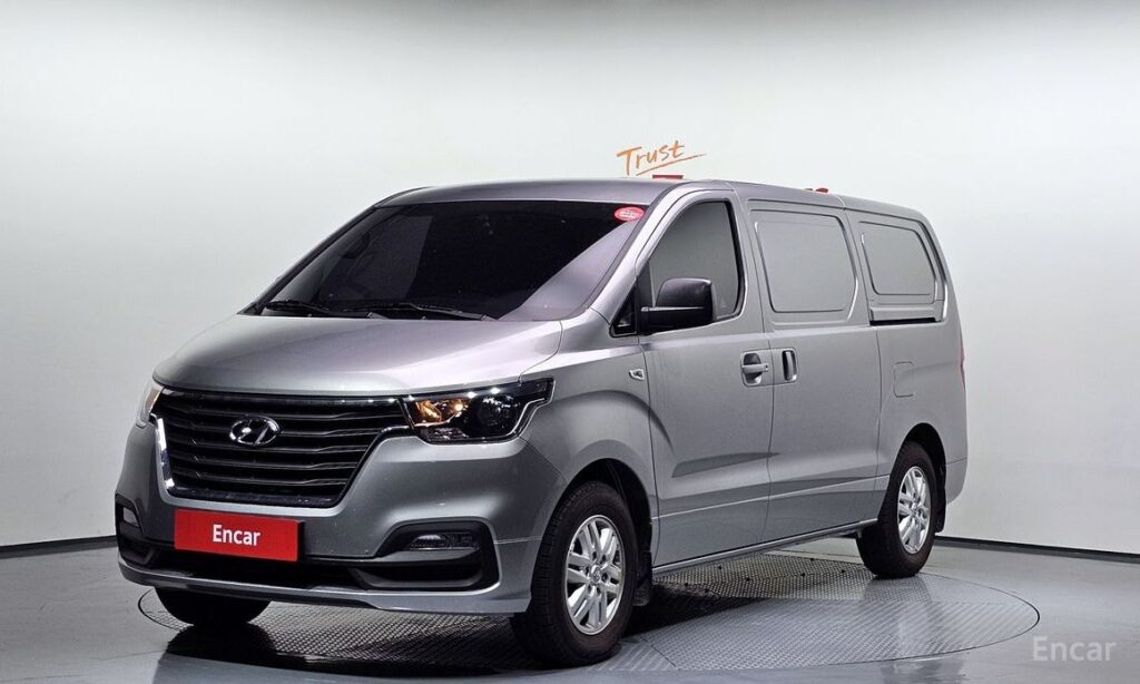 Hyundai Starex 2021
