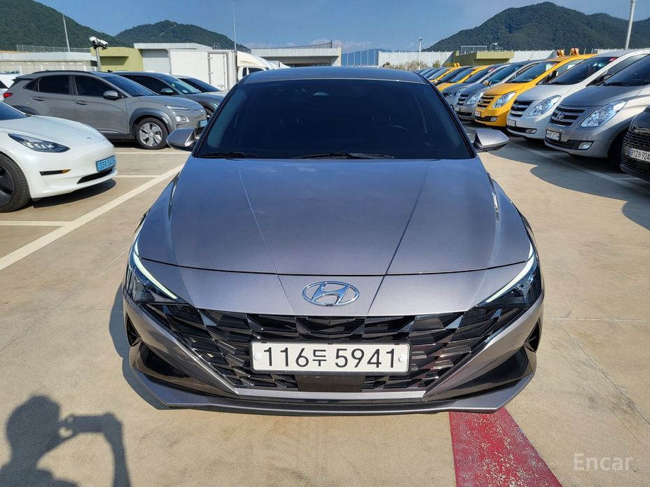 Hyundai AVANTE 2022