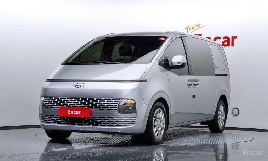 Hyundai Staria 2022