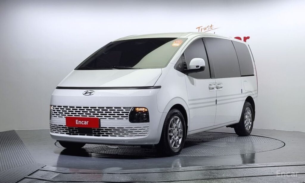 Hyundai Staria 2022