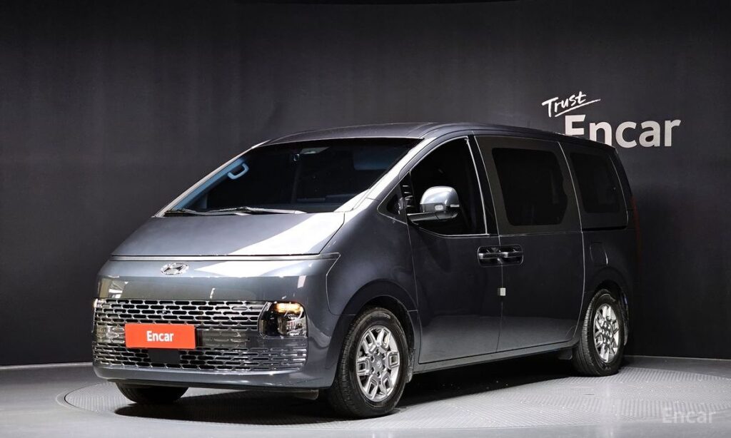 Hyundai Staria 2022