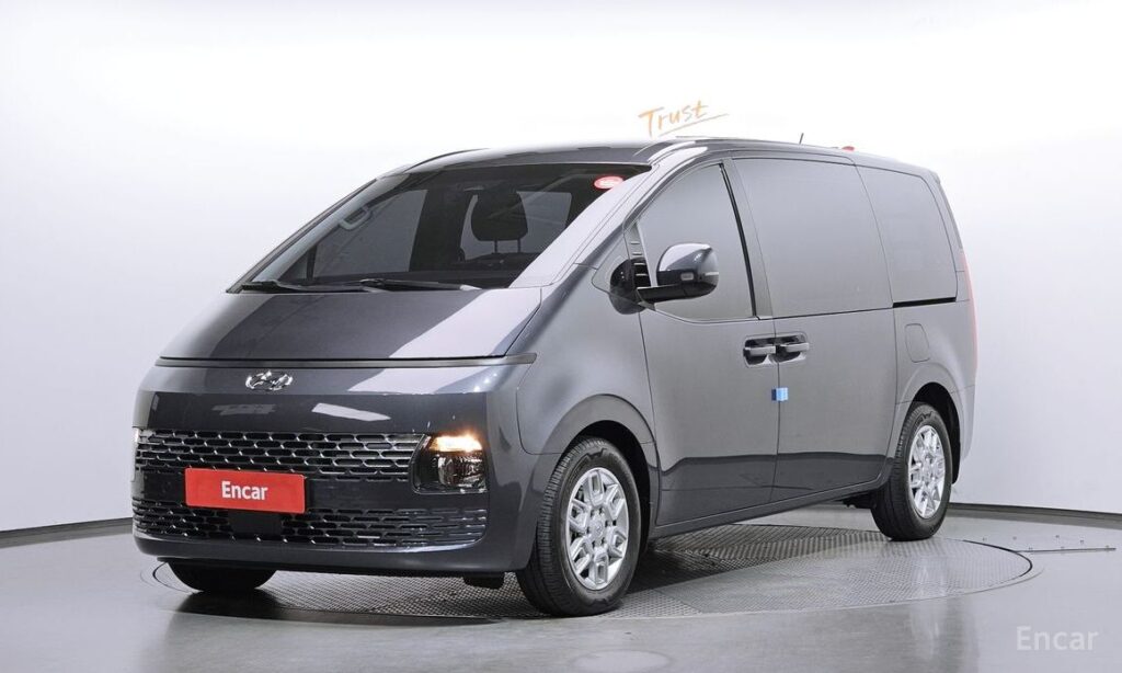 Hyundai Staria 2022