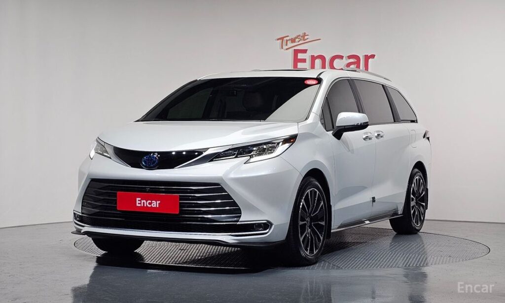 Toyota Sienna 2023