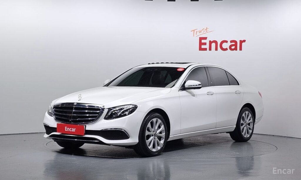 Mercedes-Benz E-Class 2020