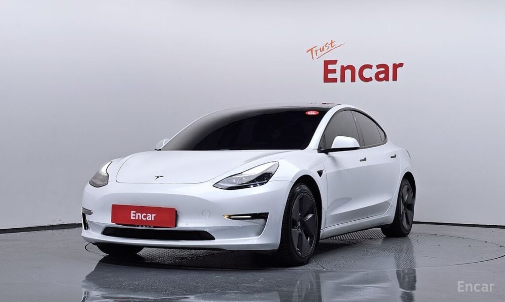 Tesla Model 3 2021