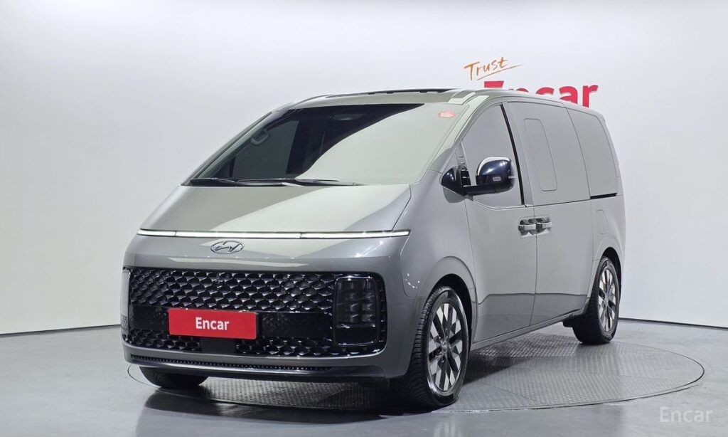 Hyundai Staria 2024