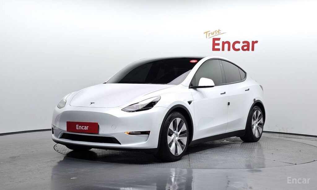 Tesla Model Y 2021