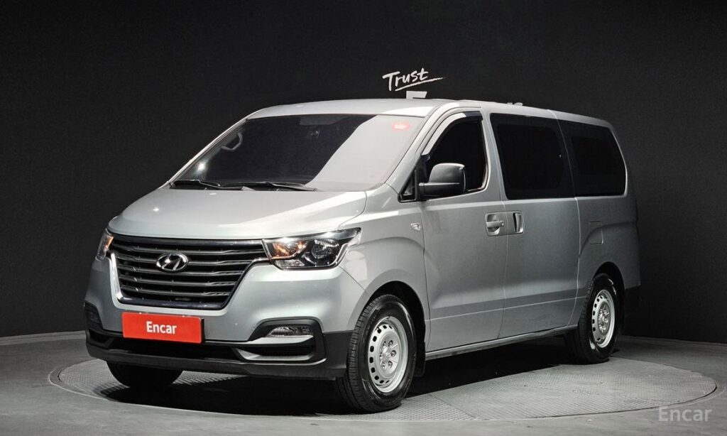 Hyundai Starex 2021