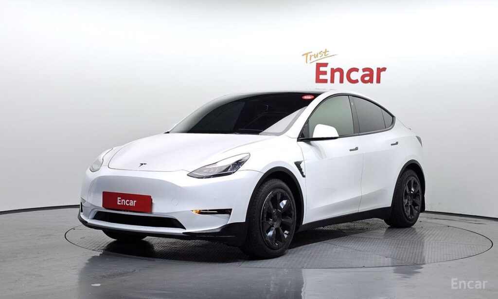 Tesla Model Y 2021