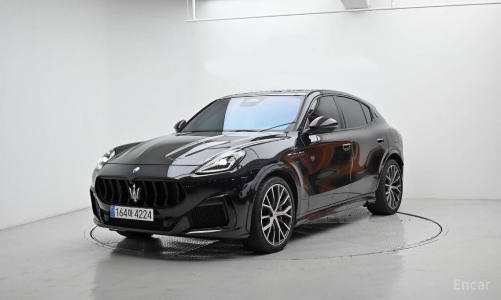 Maserati Grecale 2023