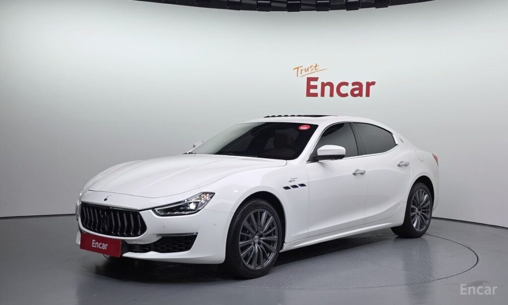 Maserati Ghibli 2022